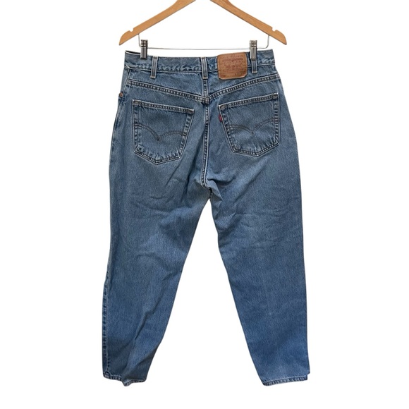 Vintage 90s USA Levi's 560 Loose Fit Tapered Leg Mom Jean 33 x 32 - Picture 5 of 10